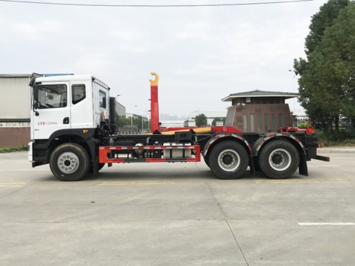 東風(fēng)華神25噸勾臂式垃圾車