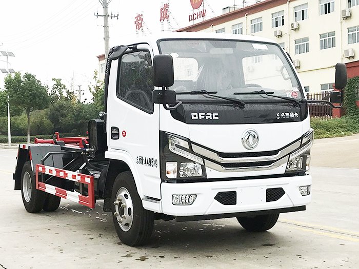 多利卡車(chē)廂可卸式垃圾車(chē)