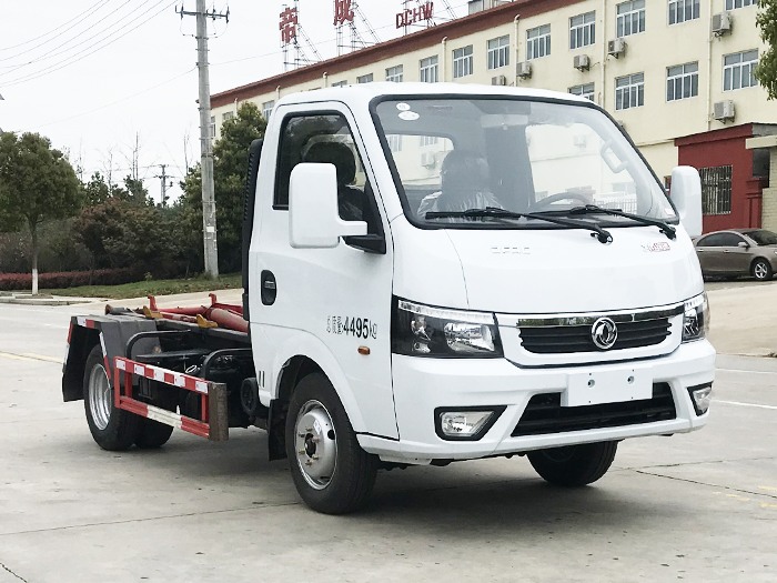 東風途逸勾臂式垃圾車