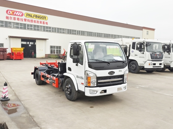 南駿車(chē)廂可卸式垃圾車(chē)
