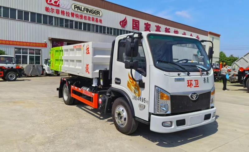 有那幾種勾臂式垃圾車可以上藍(lán)牌